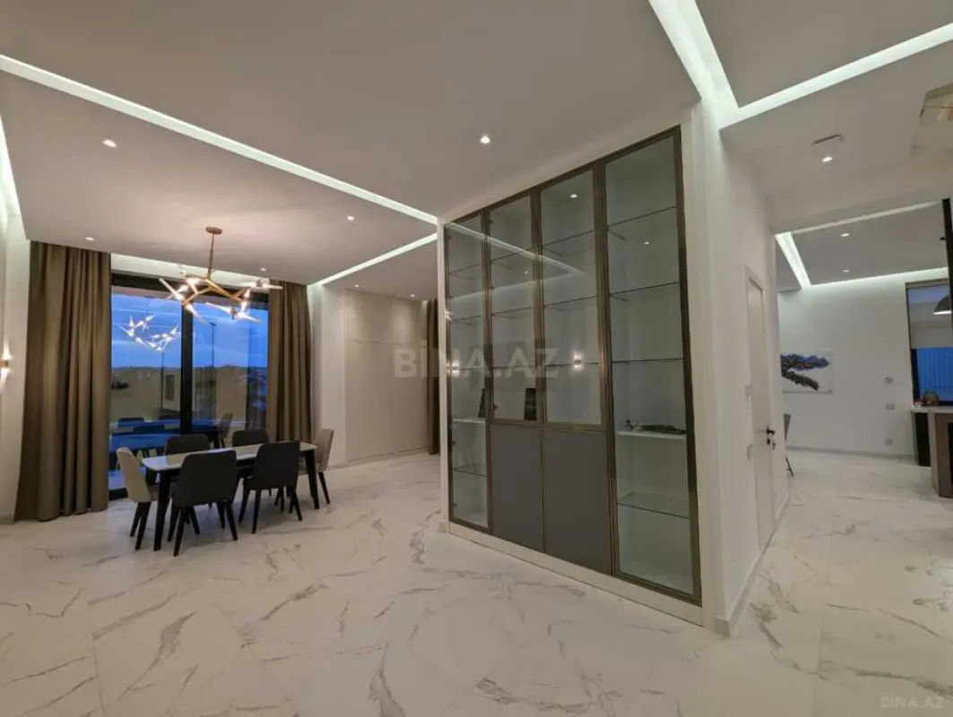 Kirayə verilir 5 otaqlı həyət evi 380 m²