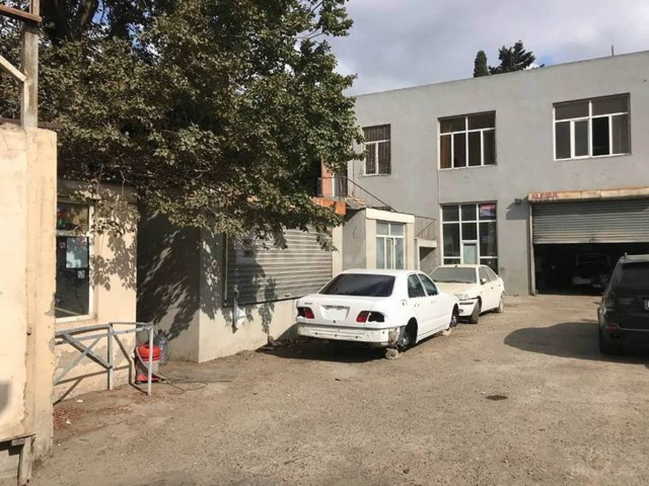Satılır obyekt 500 m²