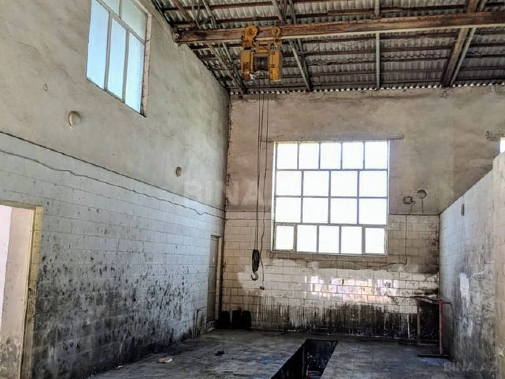 Satılır obyekt 500 m²