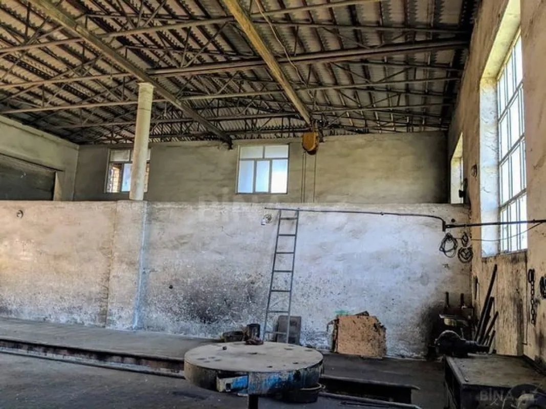 Satılır obyekt 500 m²