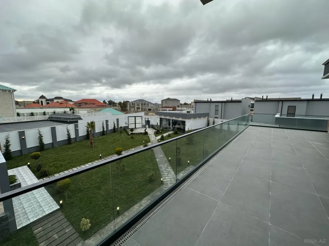 Satılır həyət evi 400 m²