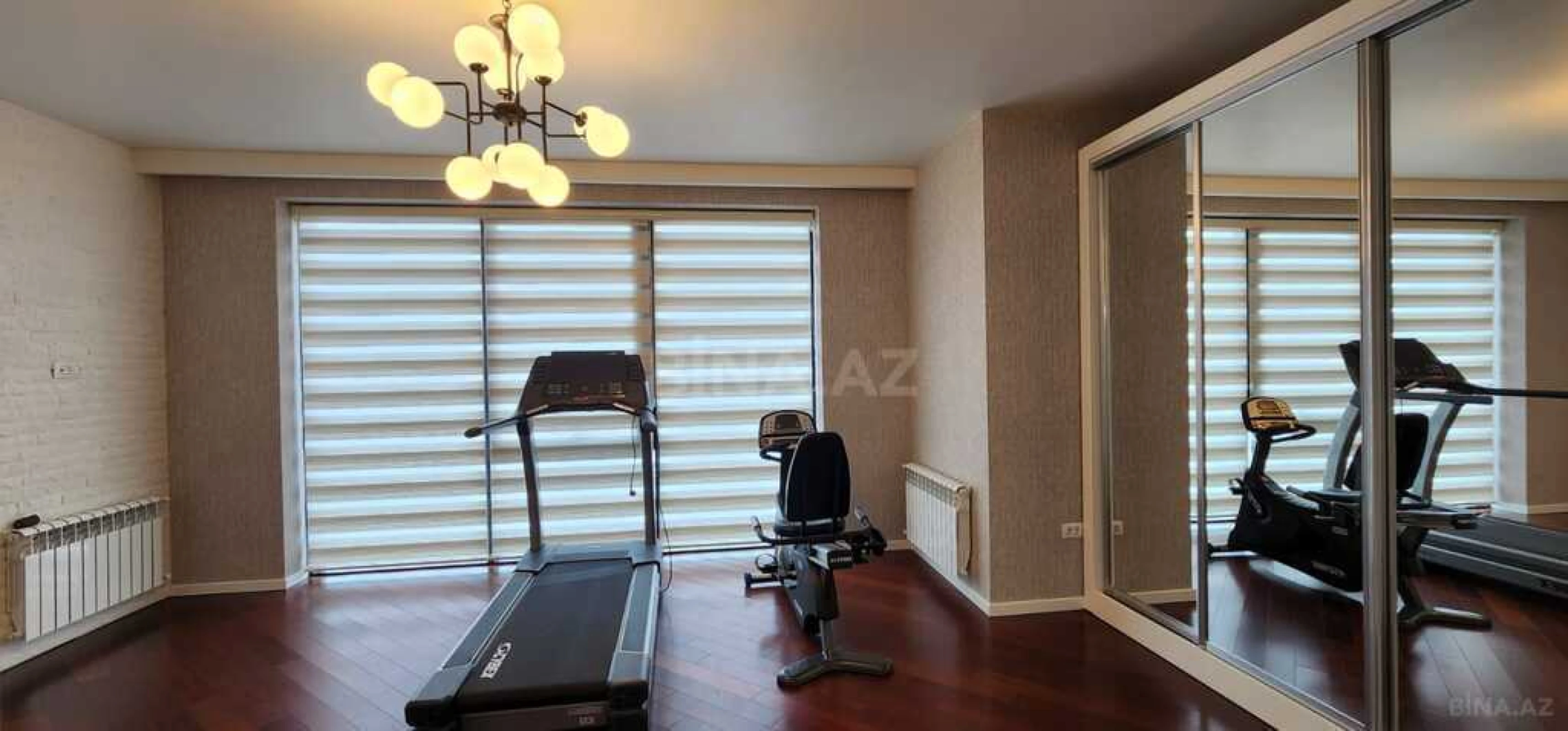 Satılır həyət evi 350 m²