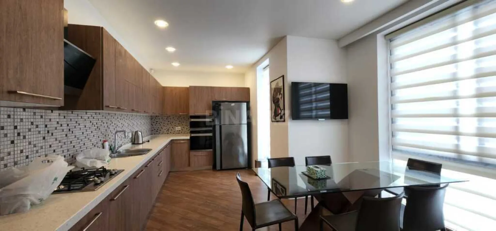 Satılır həyət evi 350 m²