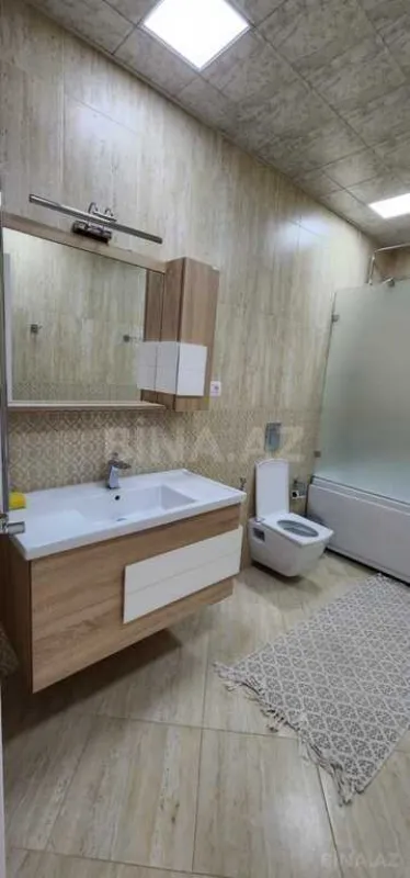 Satılır həyət evi 350 m²