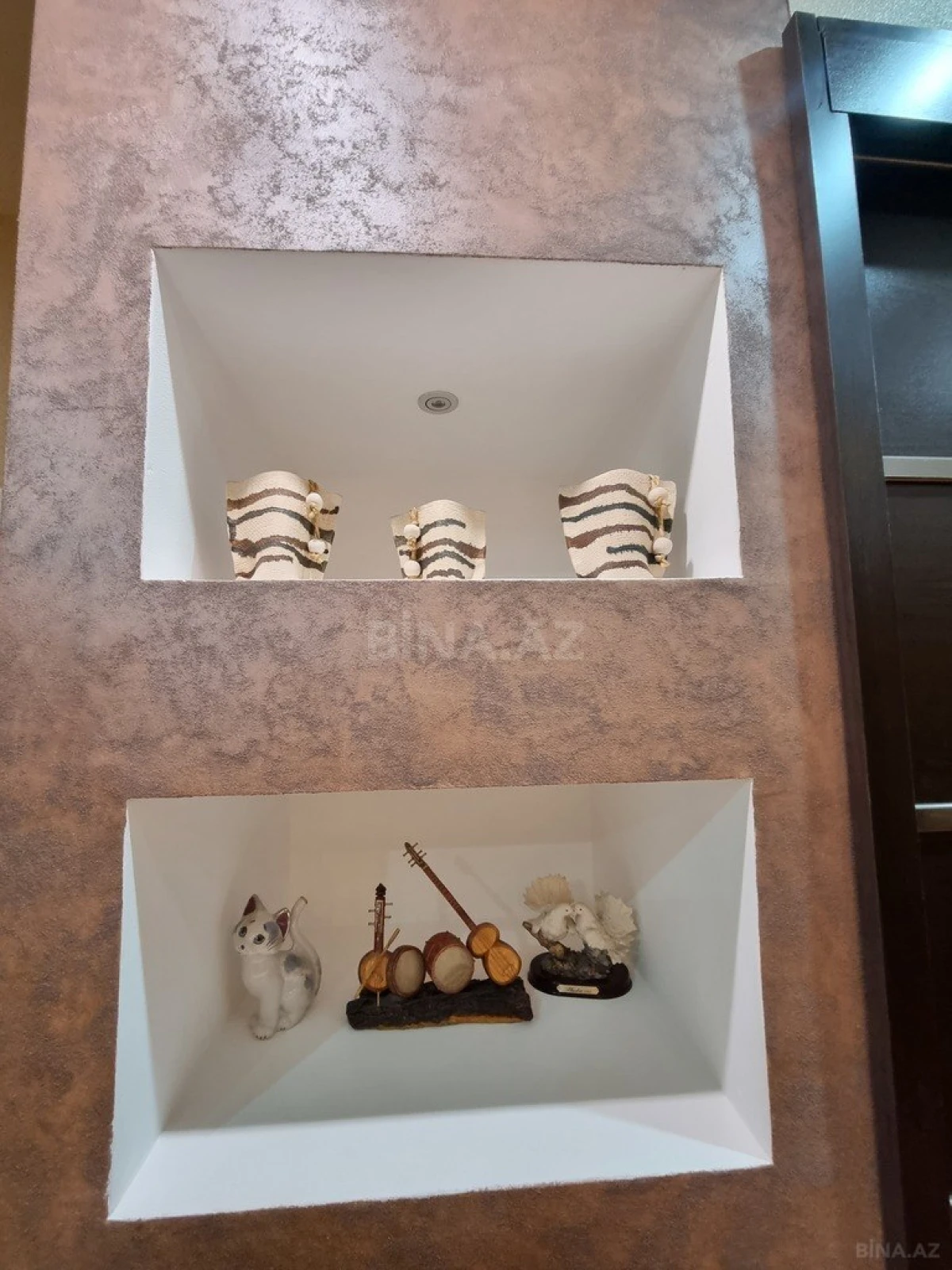 Satılır 4 otaqlı mənzil 170 m²