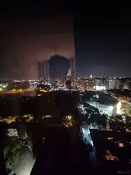 Satılır 4 otaqlı mənzil 170 m²