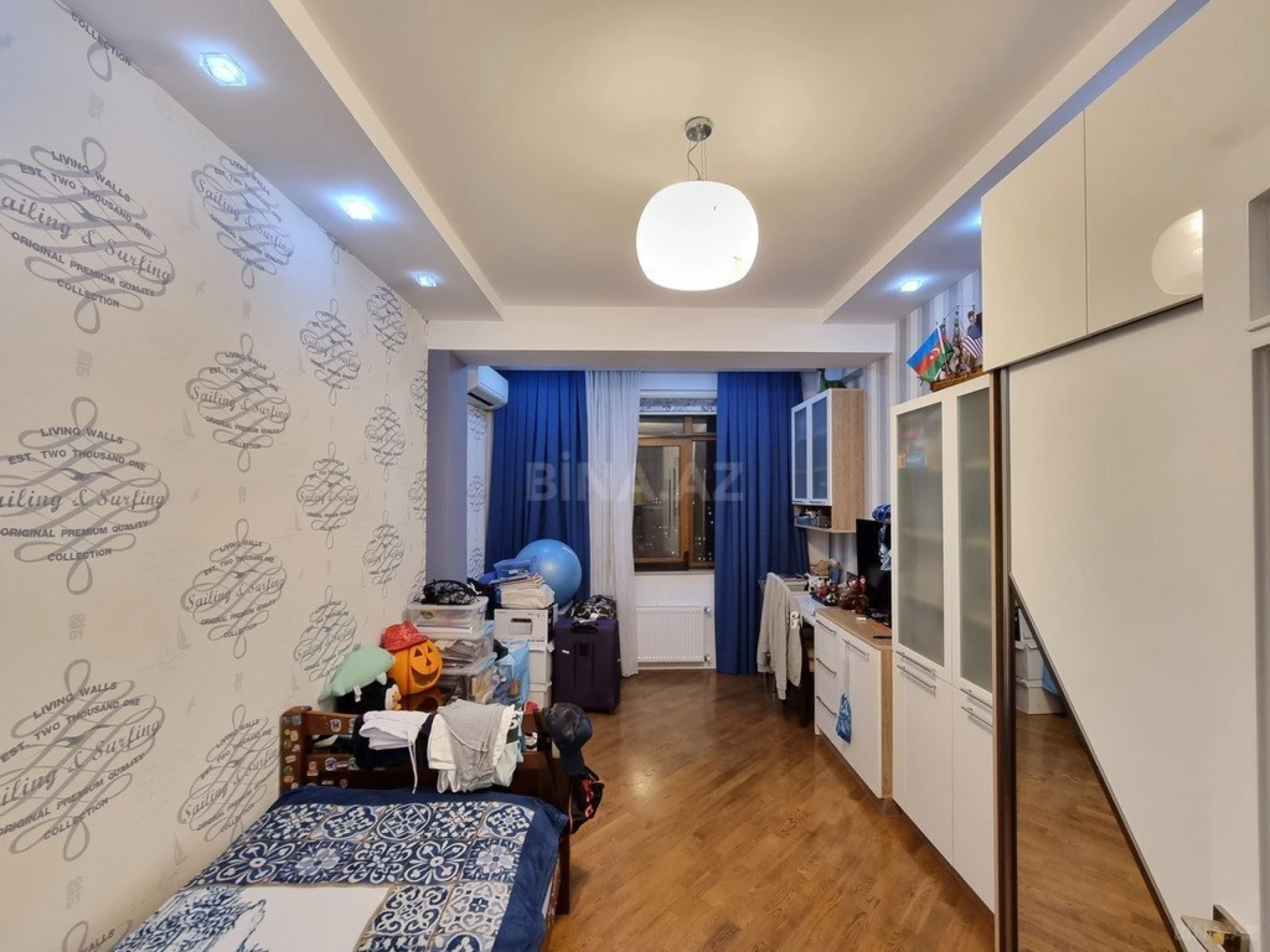Satılır 4 otaqlı mənzil 170 m²