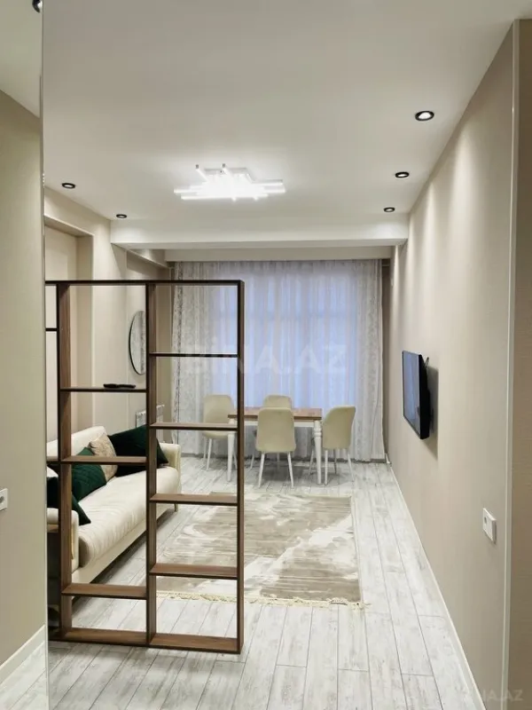 Kirayə verilir 2 otaqlı mənzil 60 m²