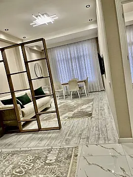 Kirayə verilir 2 otaqlı mənzil 60 m²