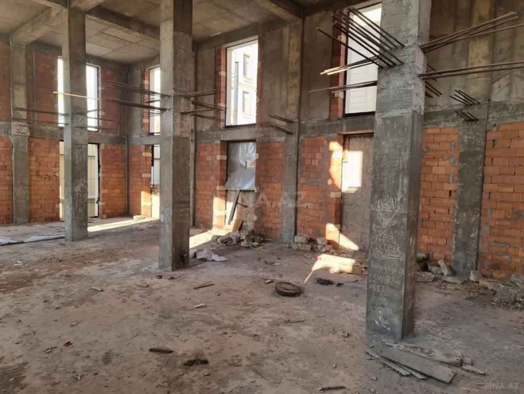 Satılır obyekt 2000 m²