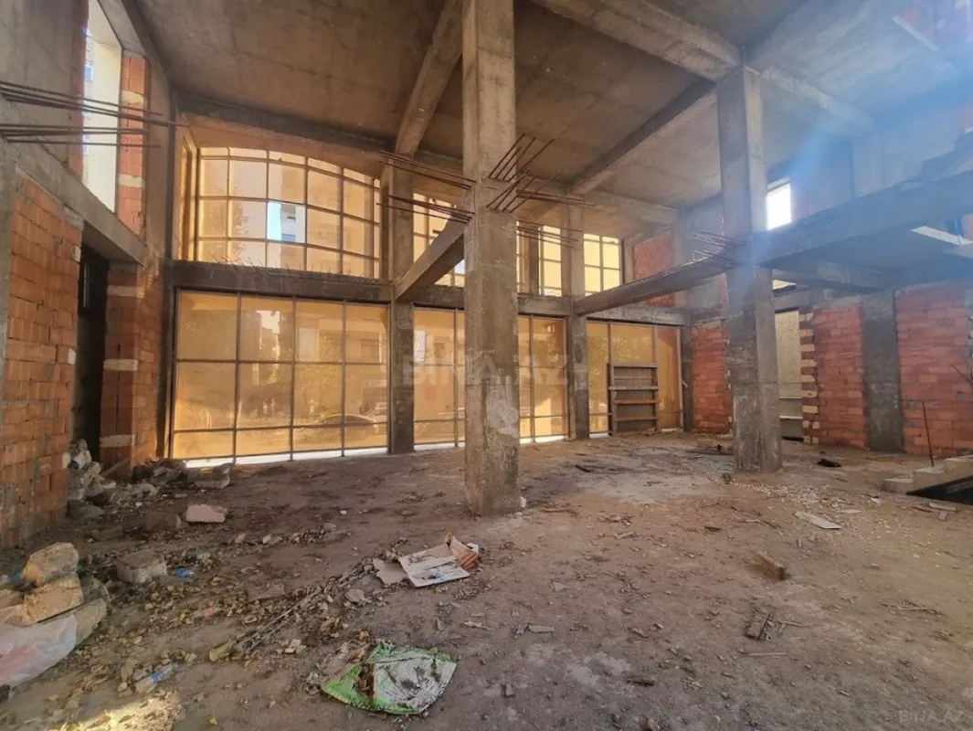 Satılır obyekt 2000 m²