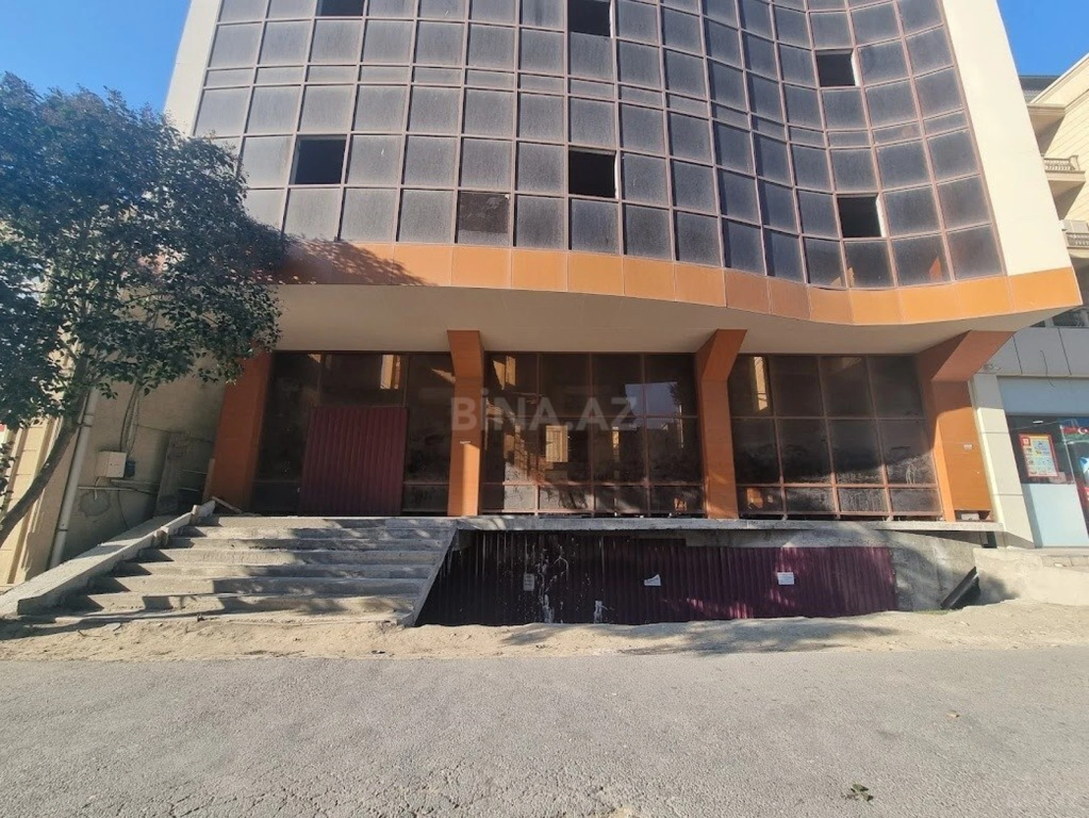 Satılır obyekt 2000 m²