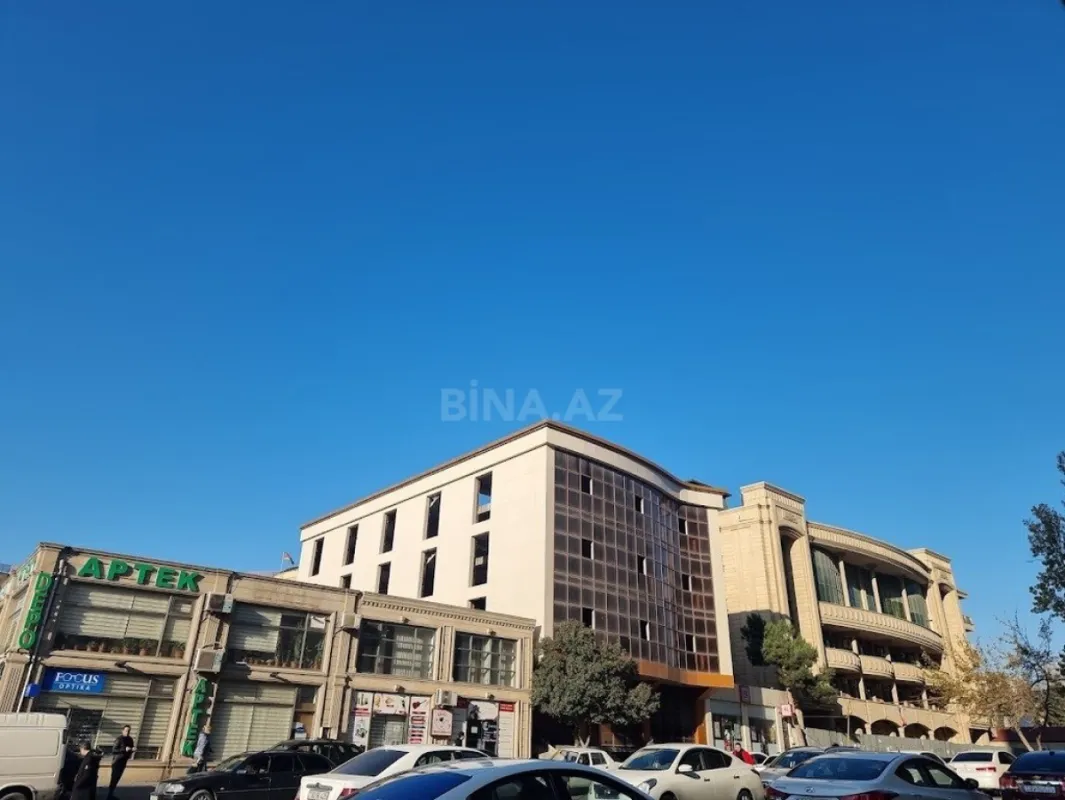 Satılır obyekt 2000 m²