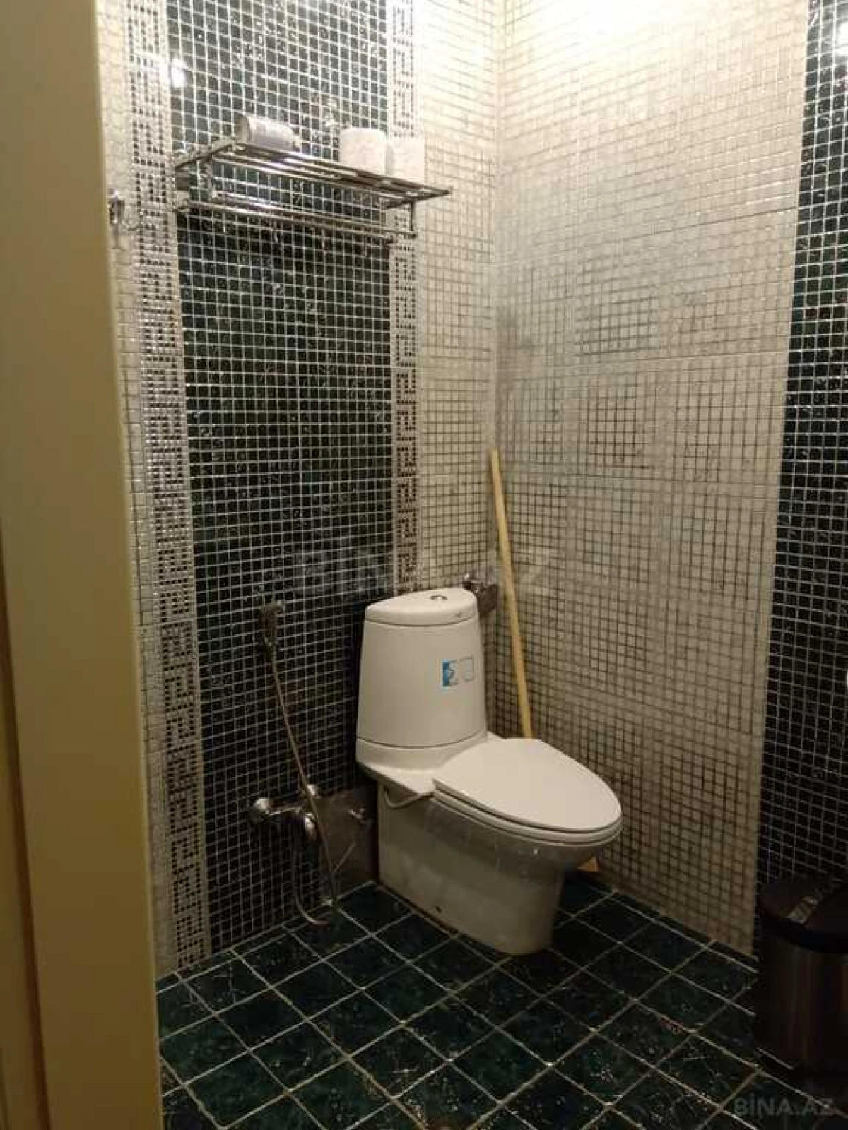 Kirayə verilir 2 otaqlı mənzil 105 m²