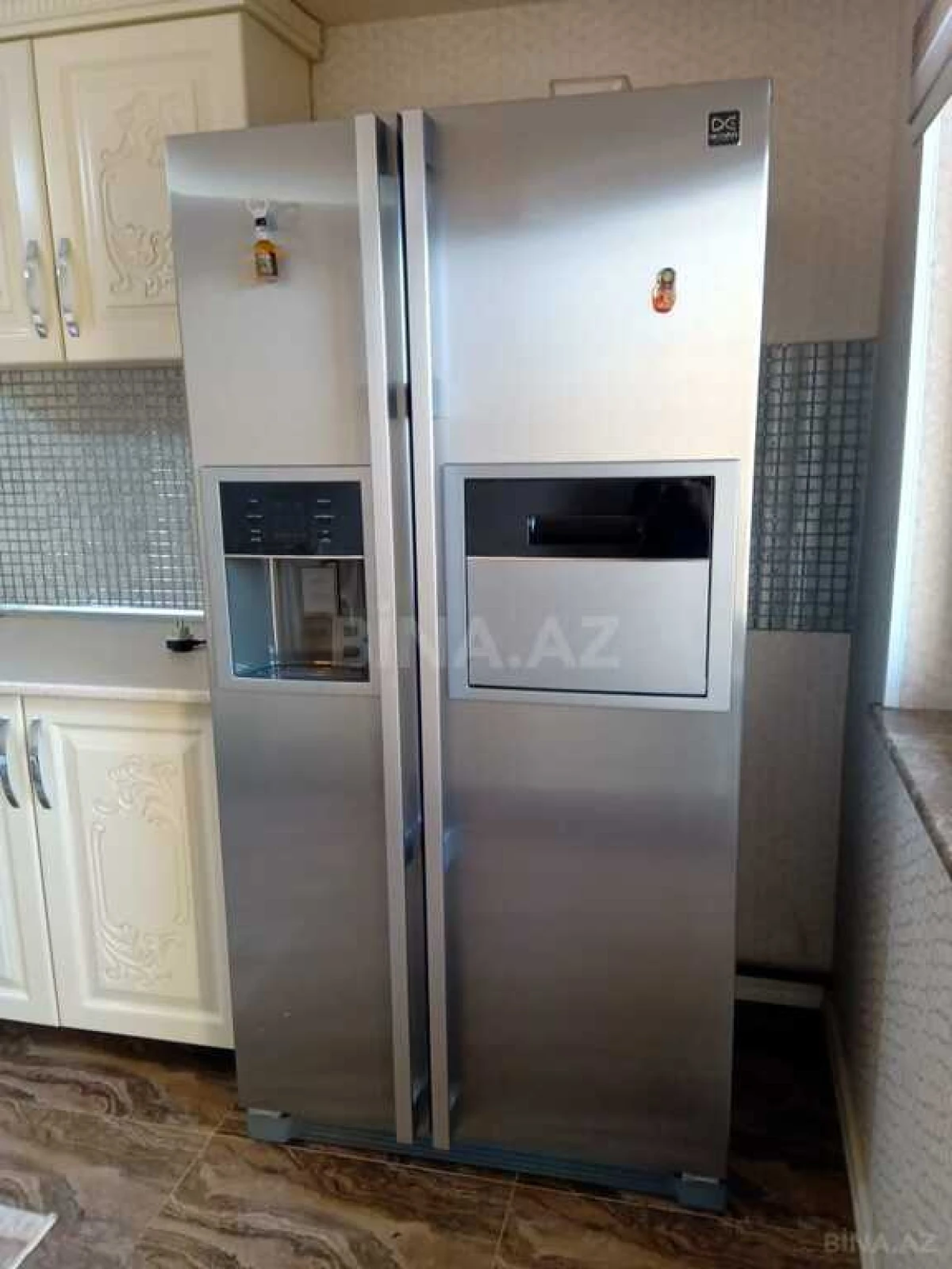 Kirayə verilir 2 otaqlı mənzil 105 m²