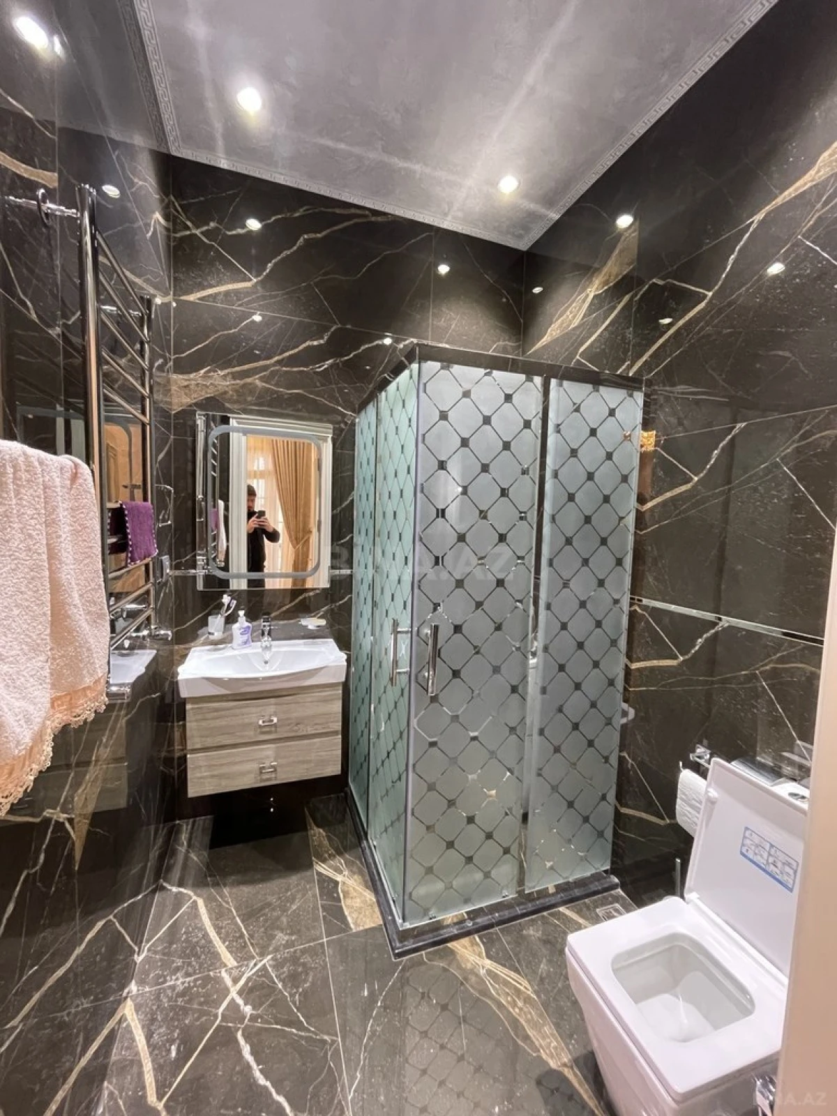 Kirayə verilir 6 otaqlı həyət evi 320 m²