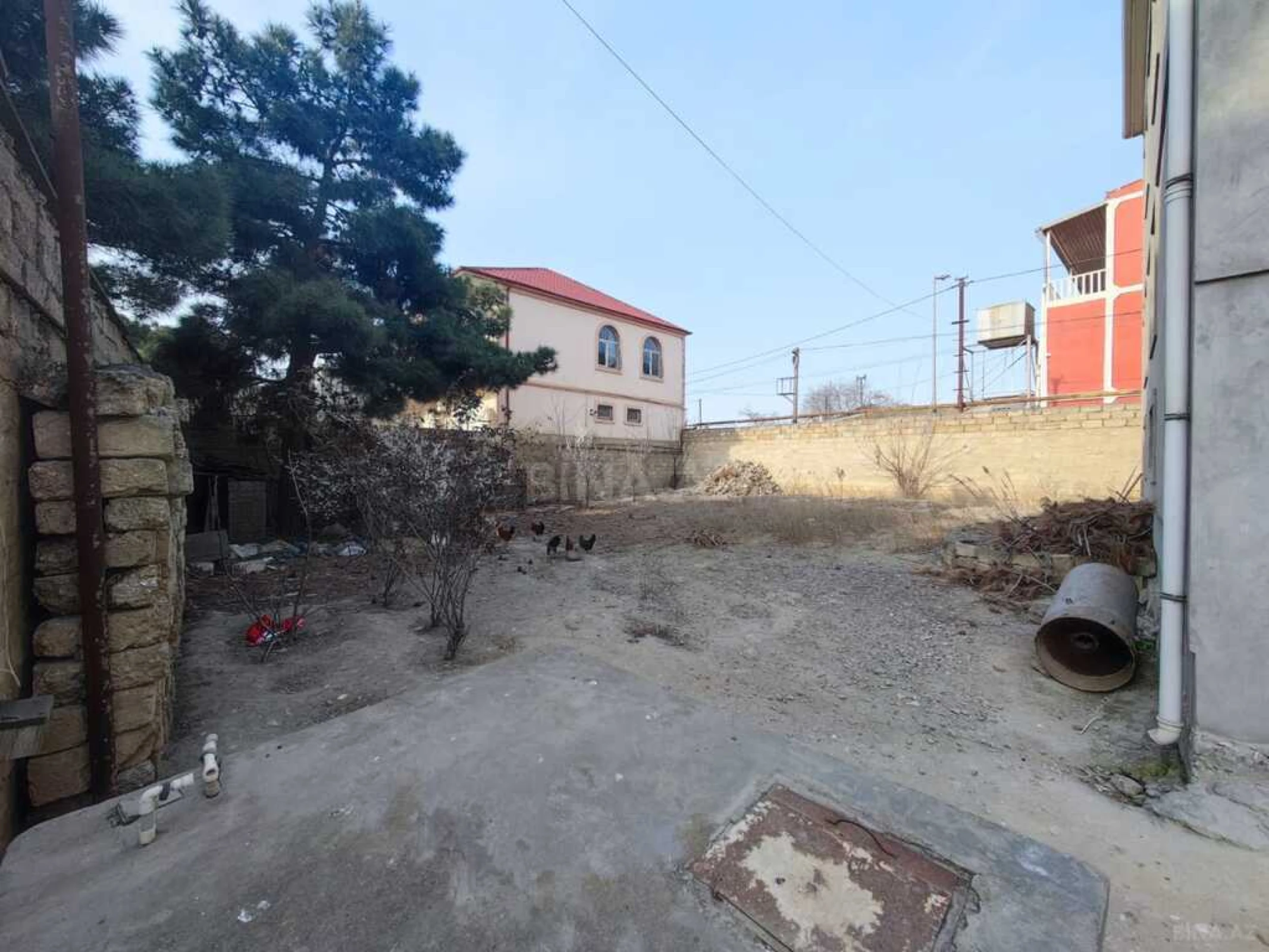 Satılır 5 otaqlı həyət evi 290 m²