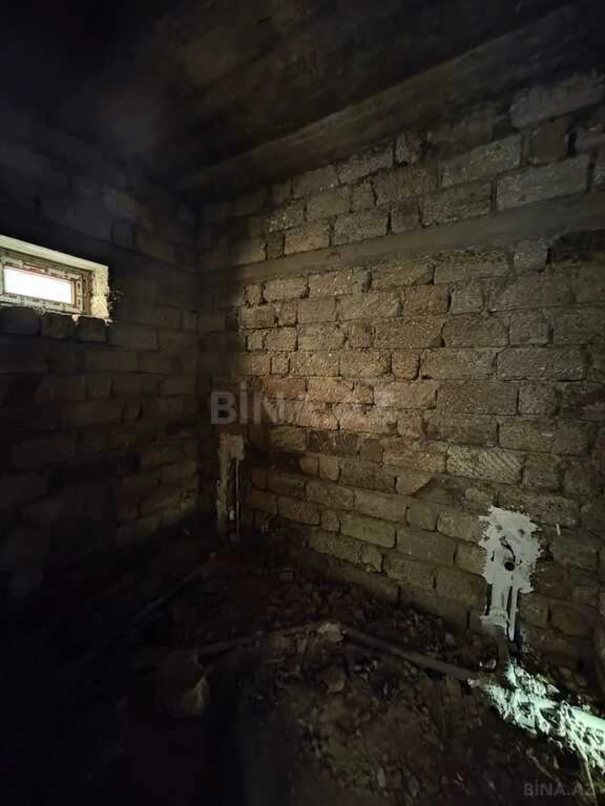 Satılır 5 otaqlı həyət evi 290 m²