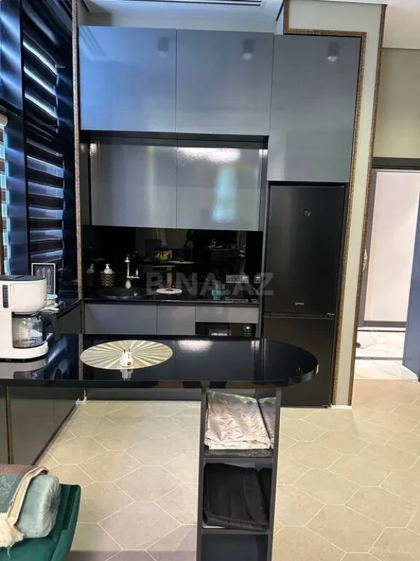 Kirayə verilir 2 otaqlı mənzil 65 m²