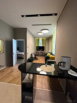 Kirayə verilir 2 otaqlı mənzil 65 m²
