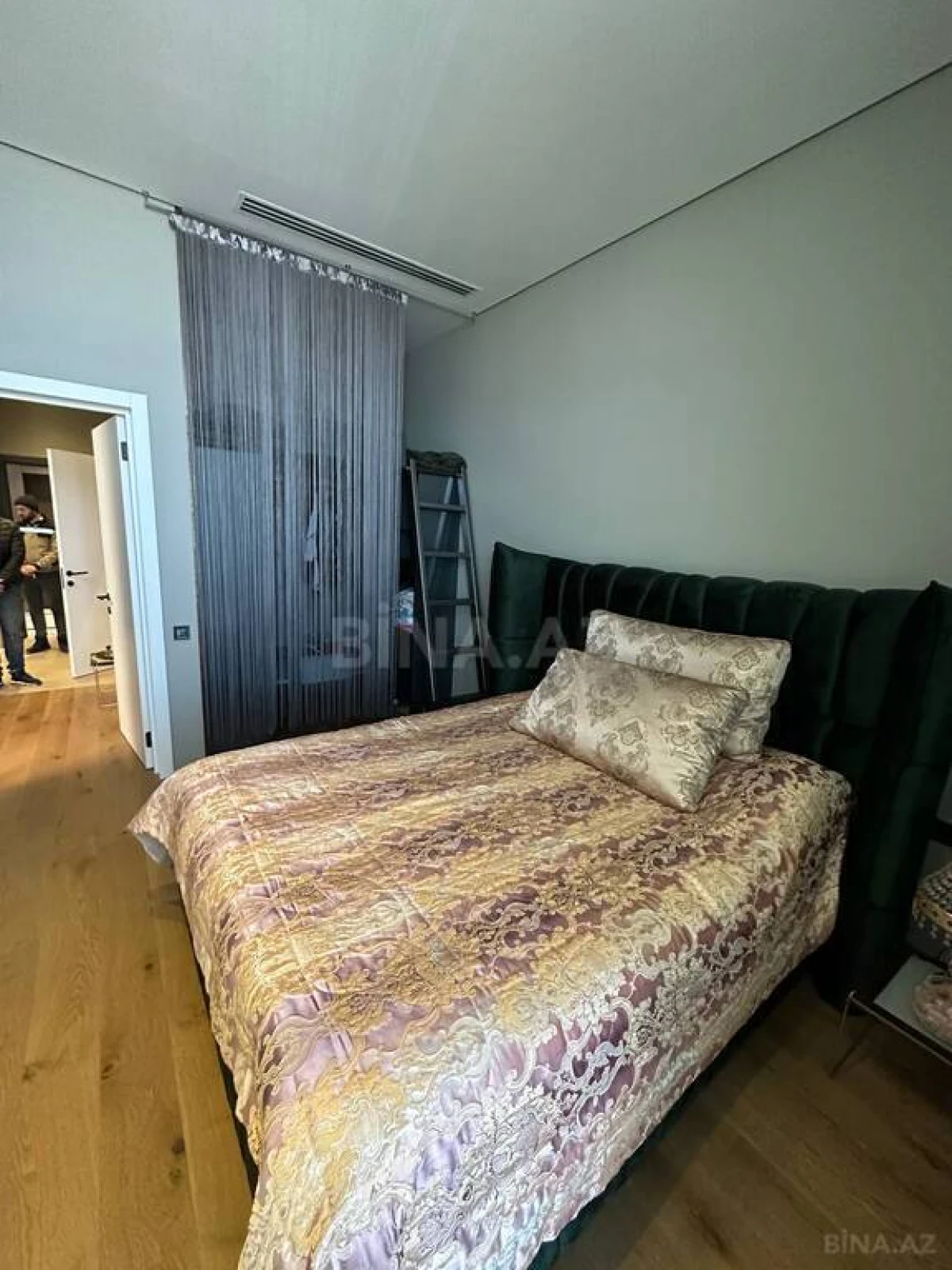 Kirayə verilir 2 otaqlı mənzil 65 m²