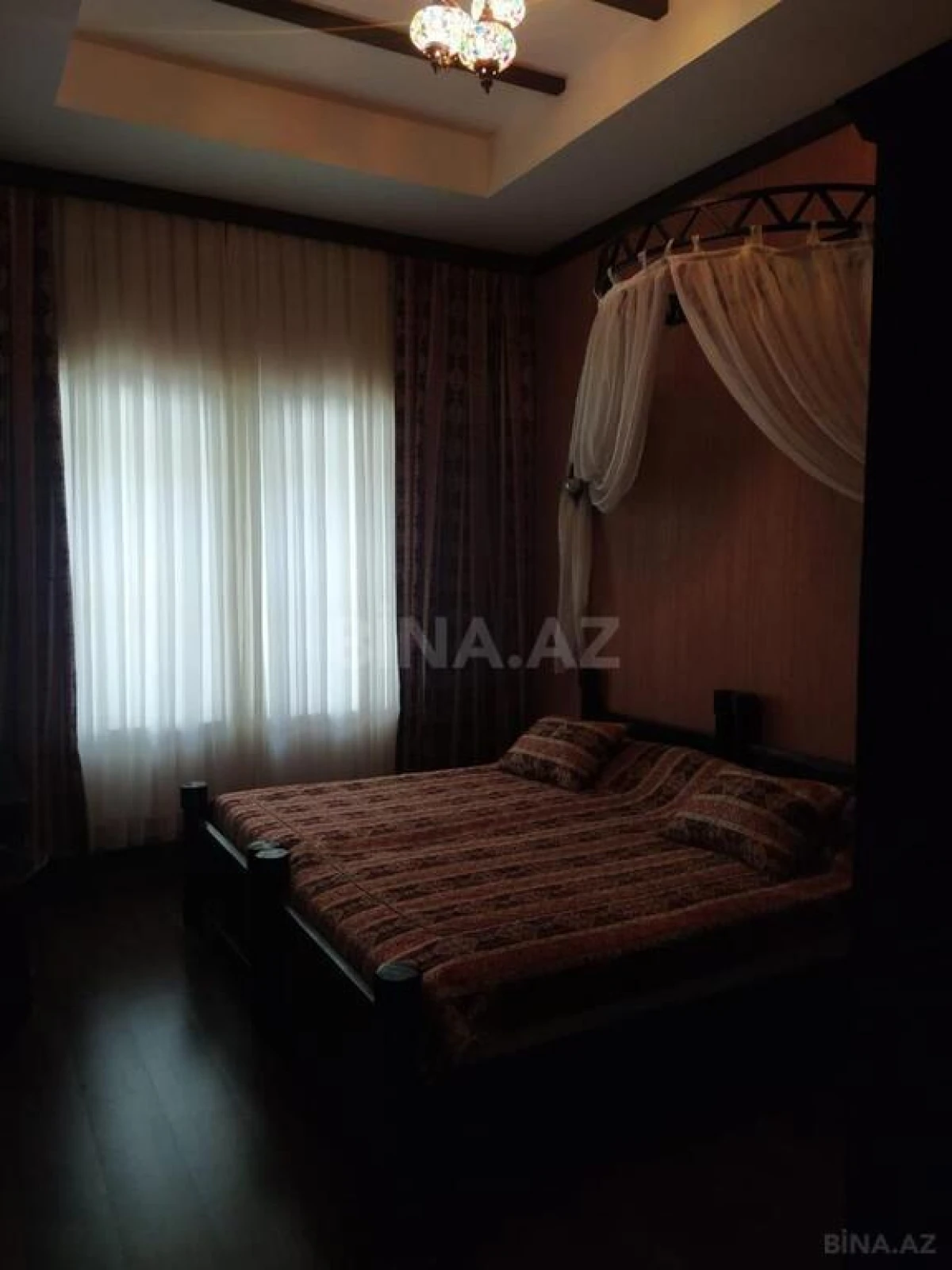 Kirayə verilir 5 otaqlı həyət evi 370 m²