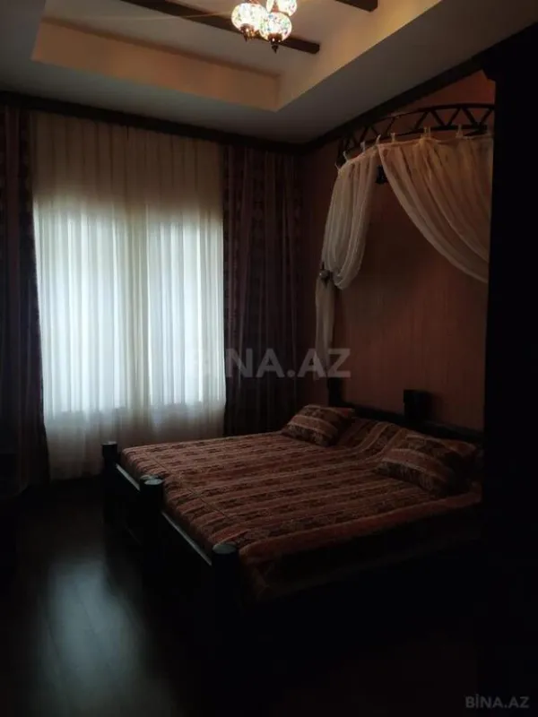 Kirayə verilir 5 otaqlı həyət evi 370 m²