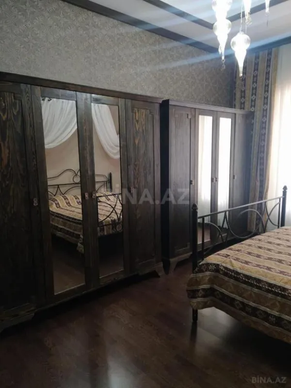 Kirayə verilir 5 otaqlı həyət evi 370 m²