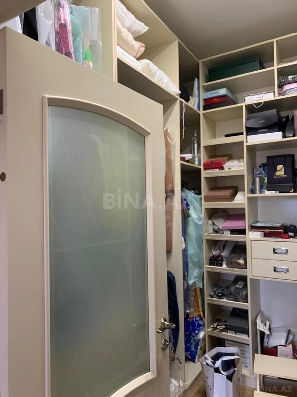 Kirayə verilir 4 otaqlı həyət evi 450 m²