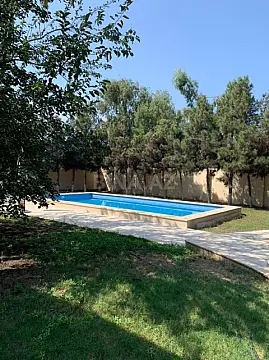 Kirayə verilir 4 otaqlı həyət evi 450 m²