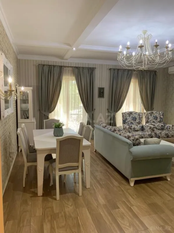 Kirayə verilir 4 otaqlı həyət evi 450 m²