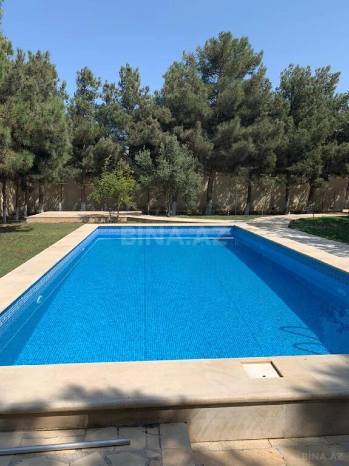 Kirayə verilir 4 otaqlı həyət evi 450 m²