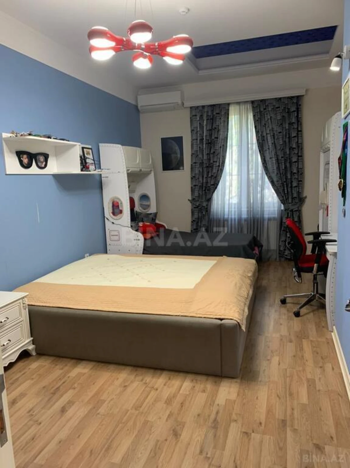 Kirayə verilir 4 otaqlı həyət evi 450 m²