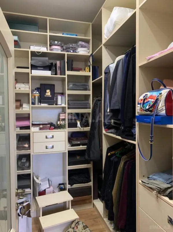 Kirayə verilir 4 otaqlı həyət evi 450 m²