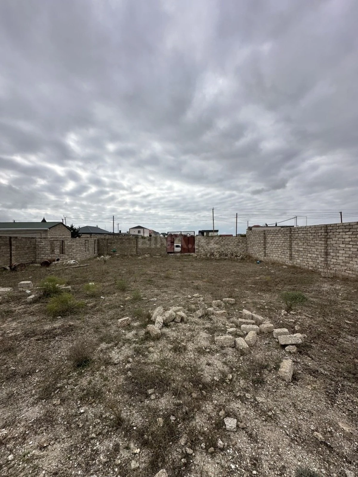 Satılır torpaq sahəsi 6 m²