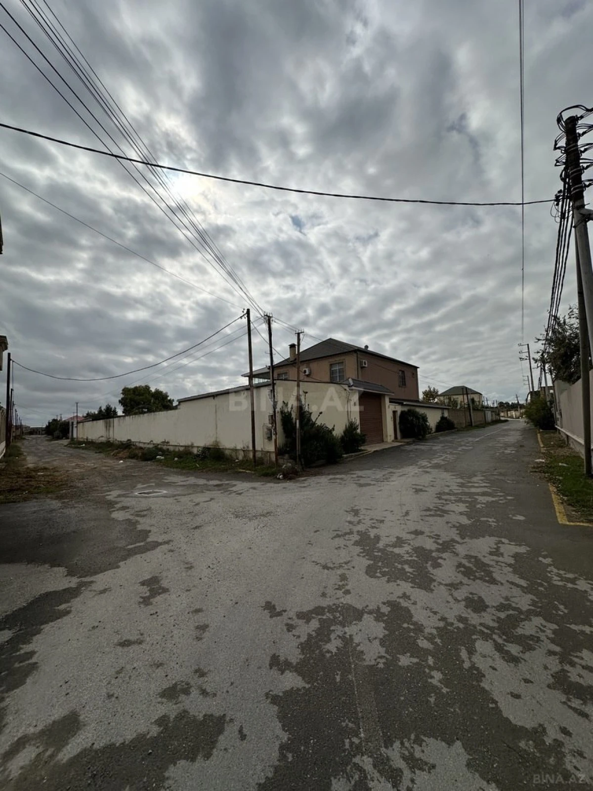 Satılır torpaq sahəsi 6 m²