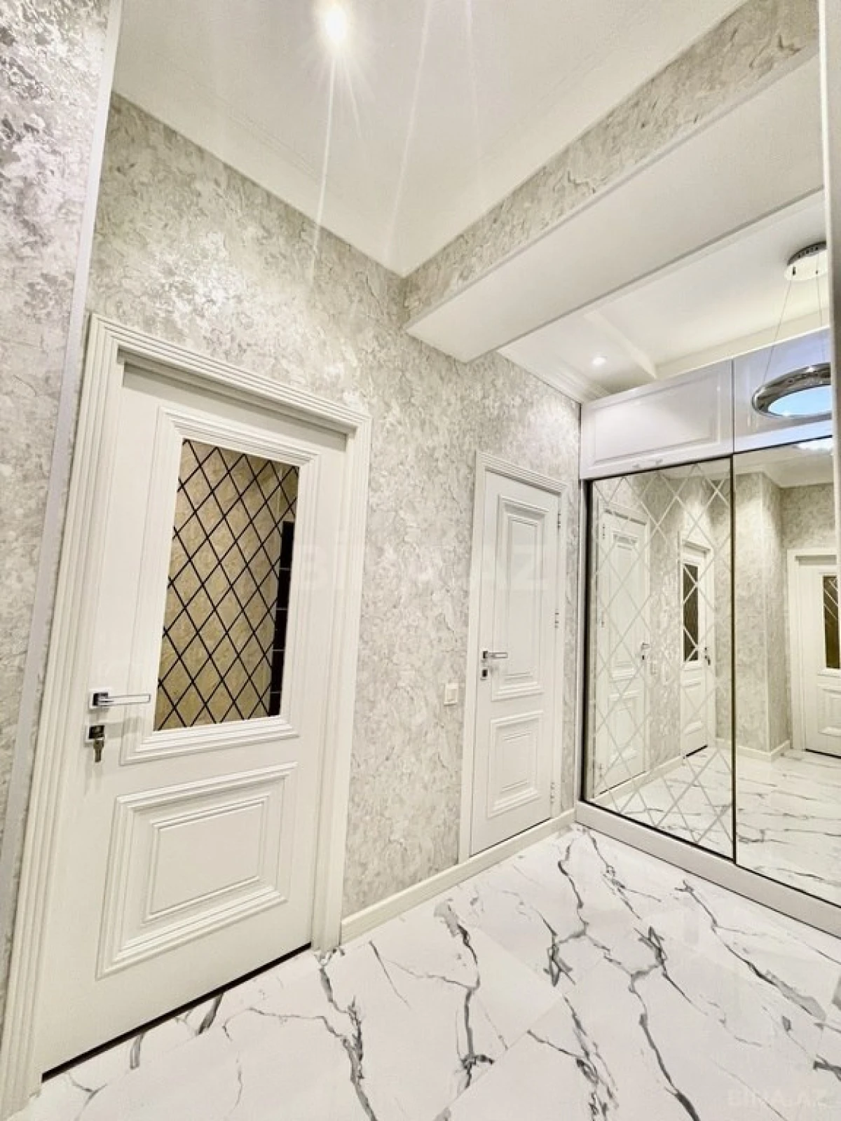 Kirayə verilir 3 otaqlı mənzil 90 m²