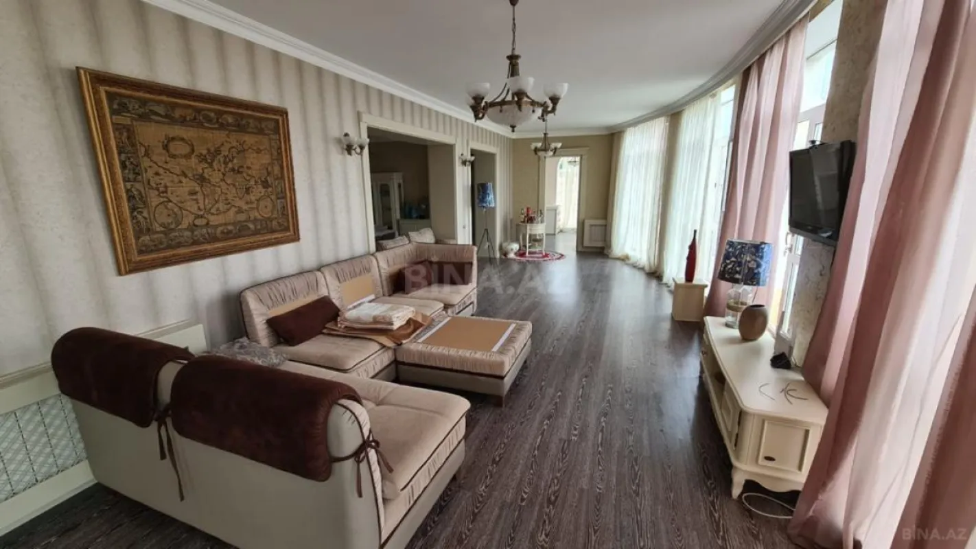 Kirayə verilir 6 otaqlı həyət evi 350 m²