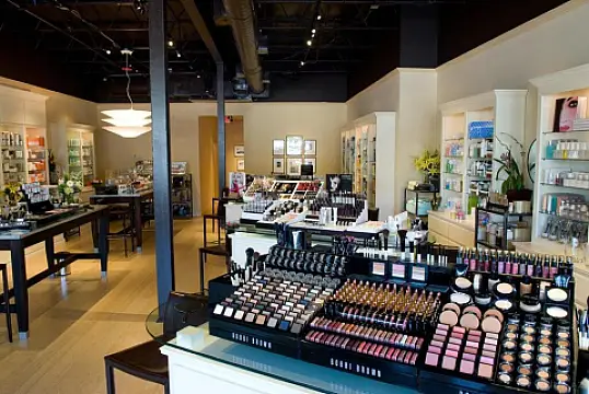 Satılır obyekt 200 m²