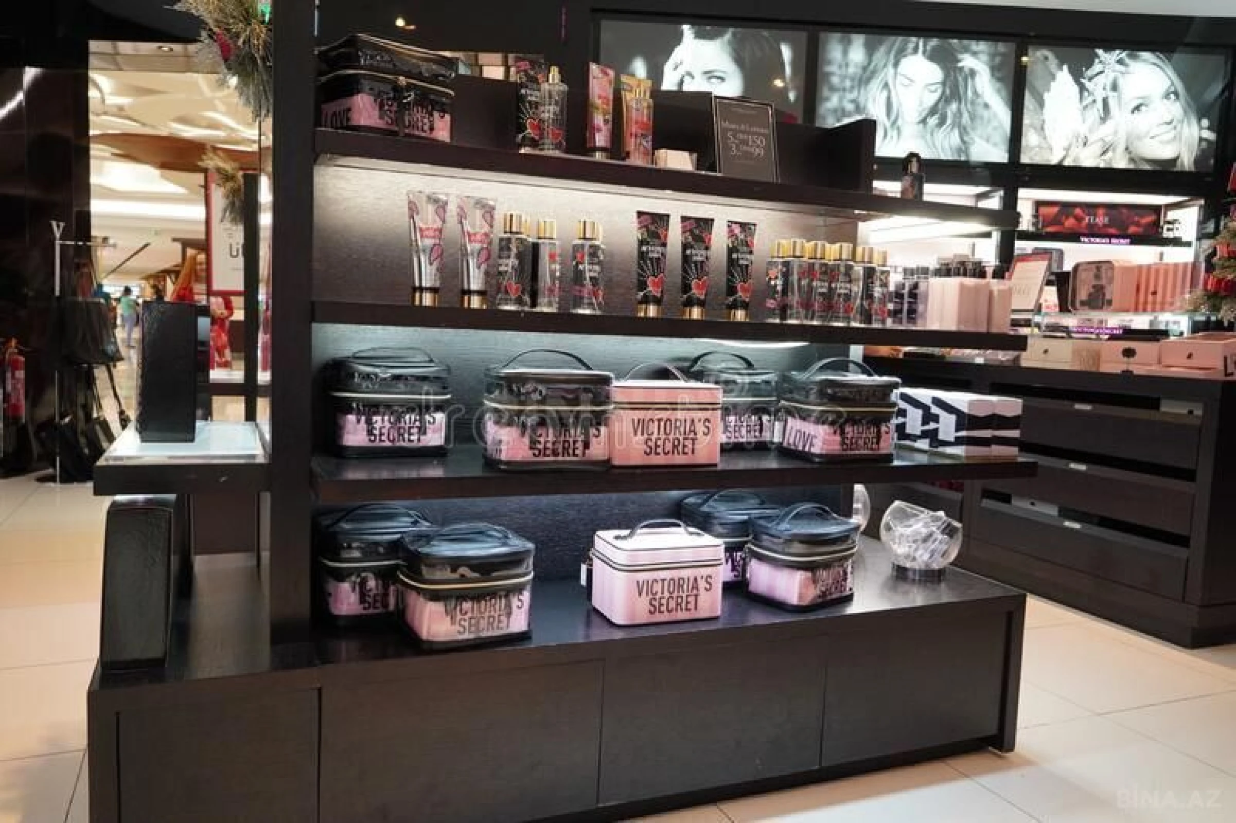 Satılır obyekt 200 m²