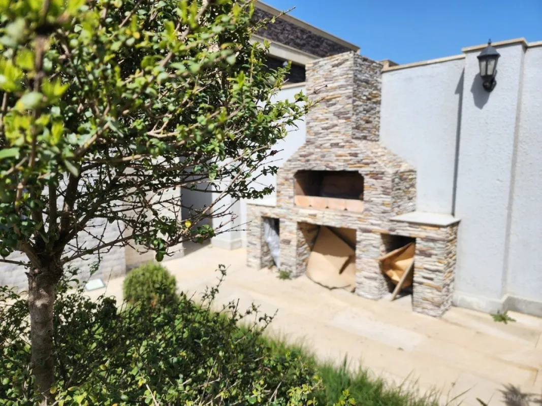 Kirayə verilir 4 otaqlı həyət evi 200 m²