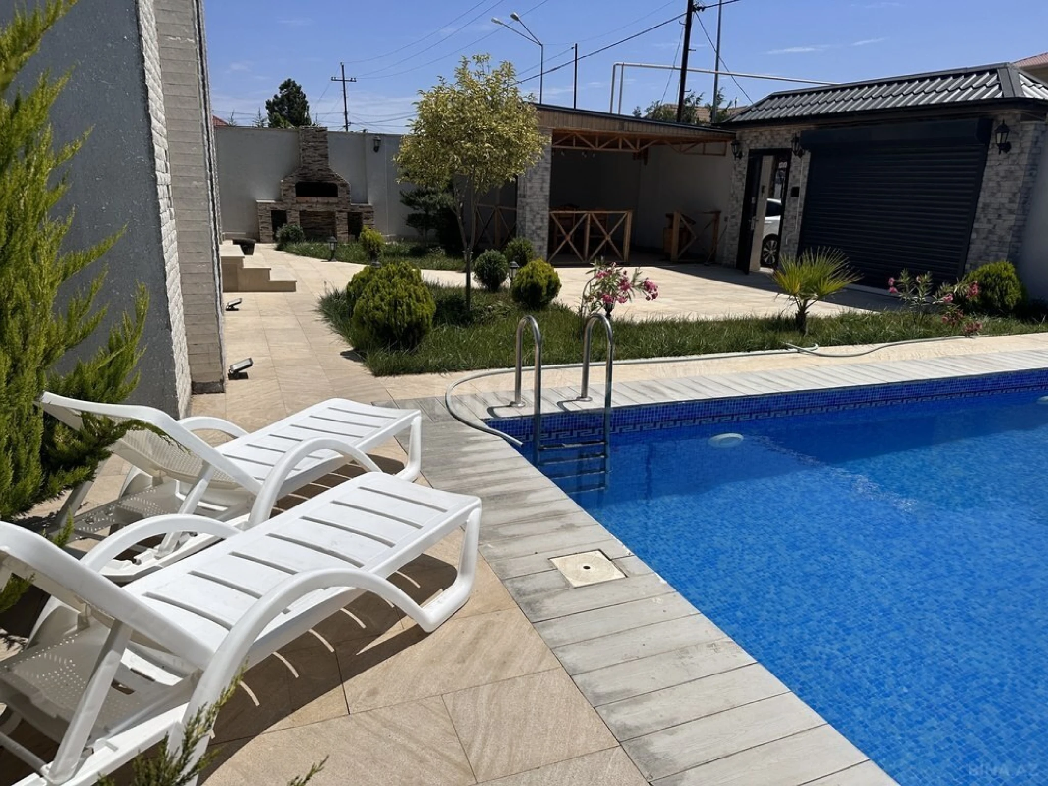 Kirayə verilir 4 otaqlı həyət evi 200 m²