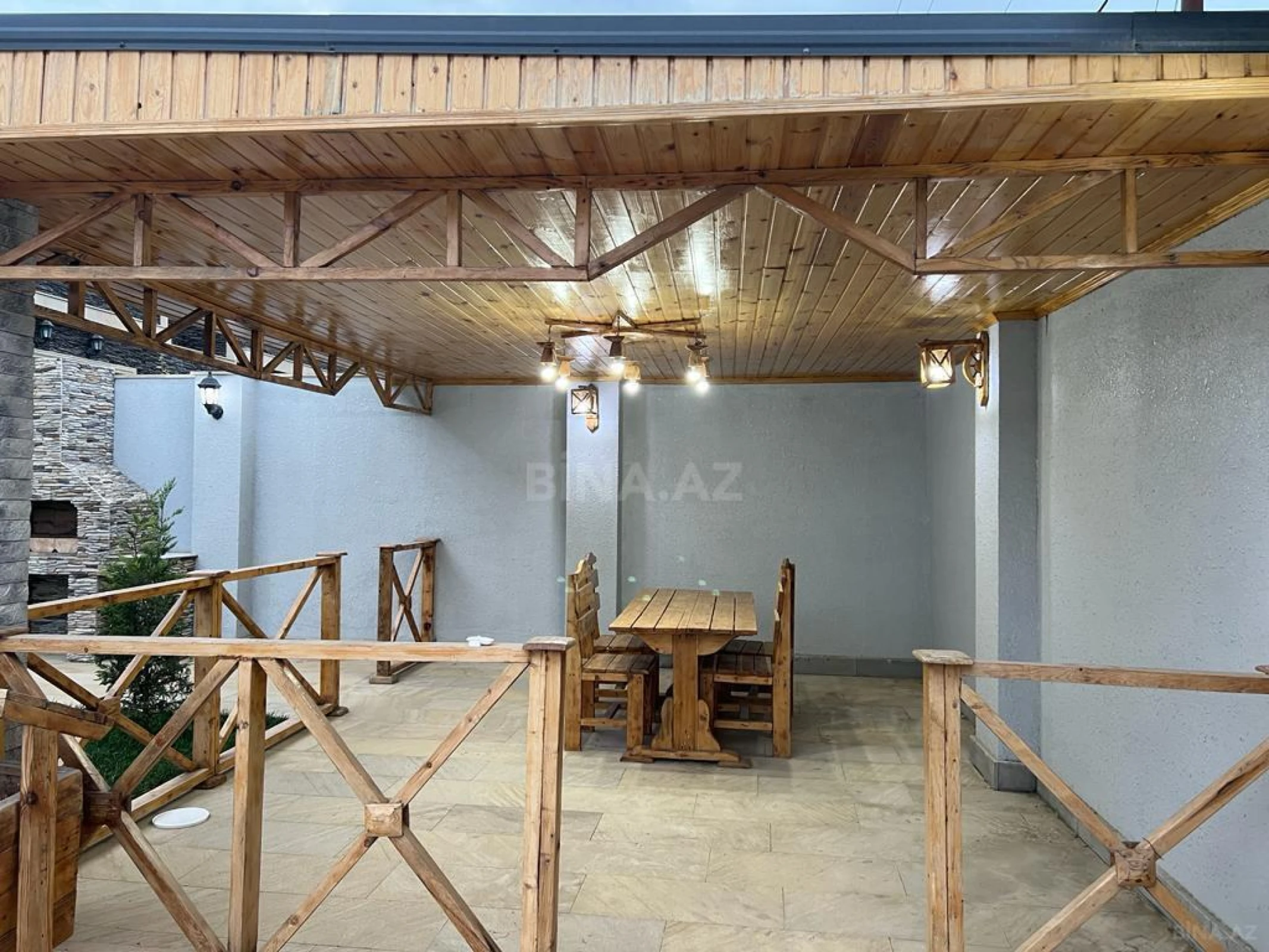 Kirayə verilir 4 otaqlı həyət evi 200 m²