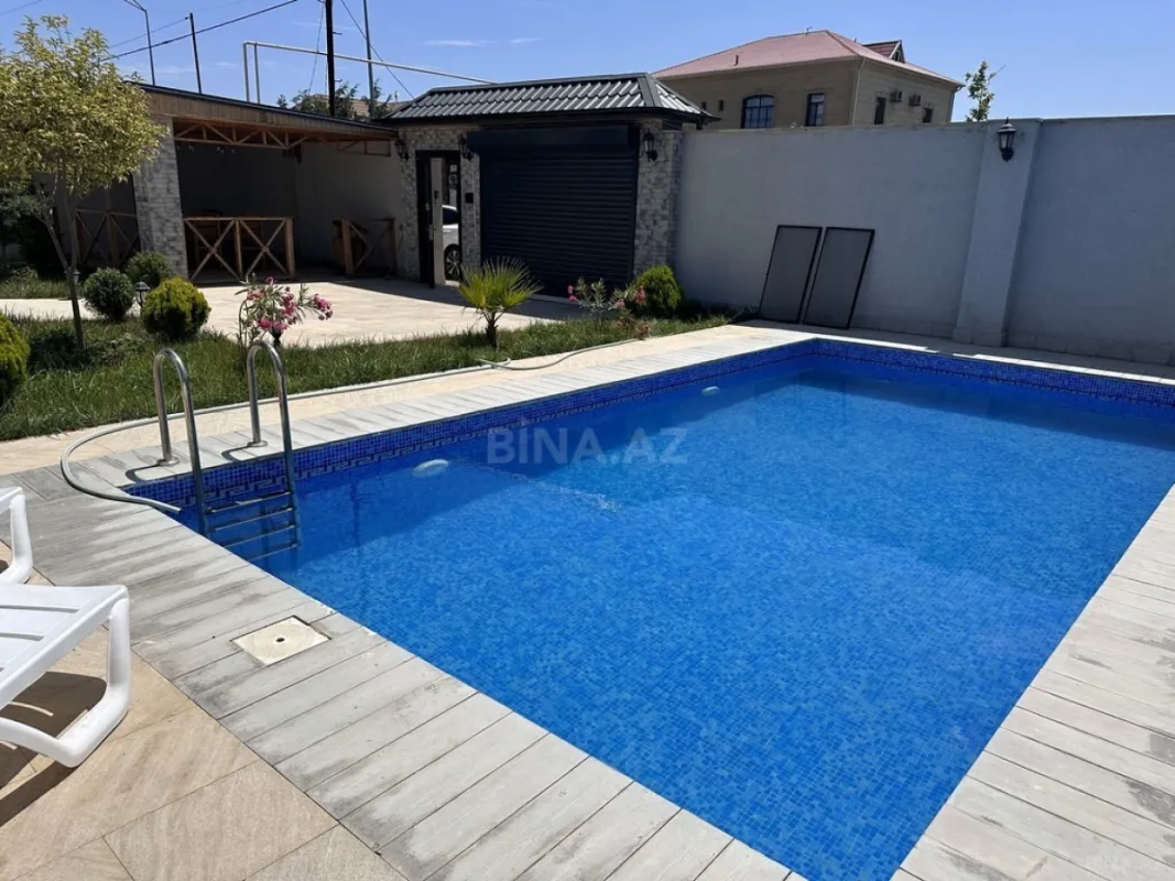 Kirayə verilir 4 otaqlı həyət evi 200 m²