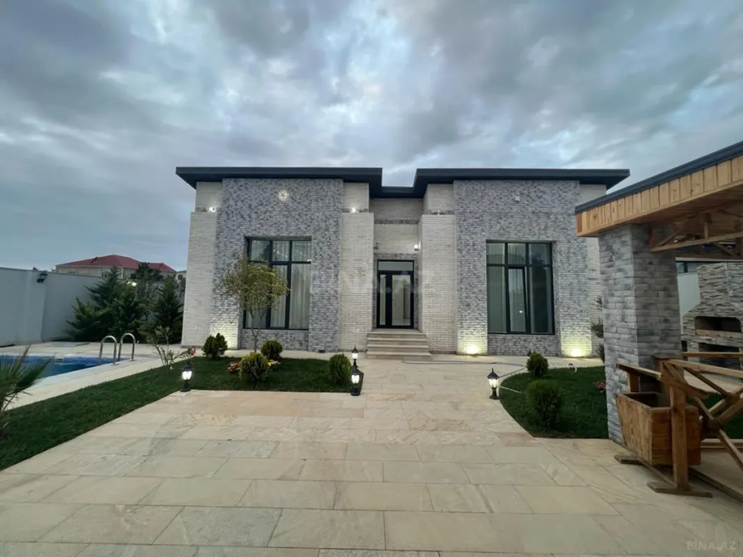 Kirayə verilir 4 otaqlı həyət evi 200 m²