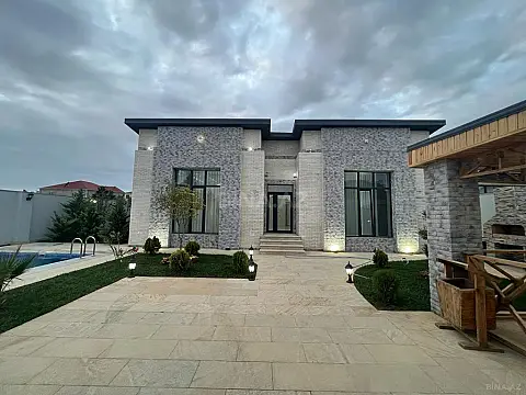 Kirayə verilir 4 otaqlı həyət evi 200 m²