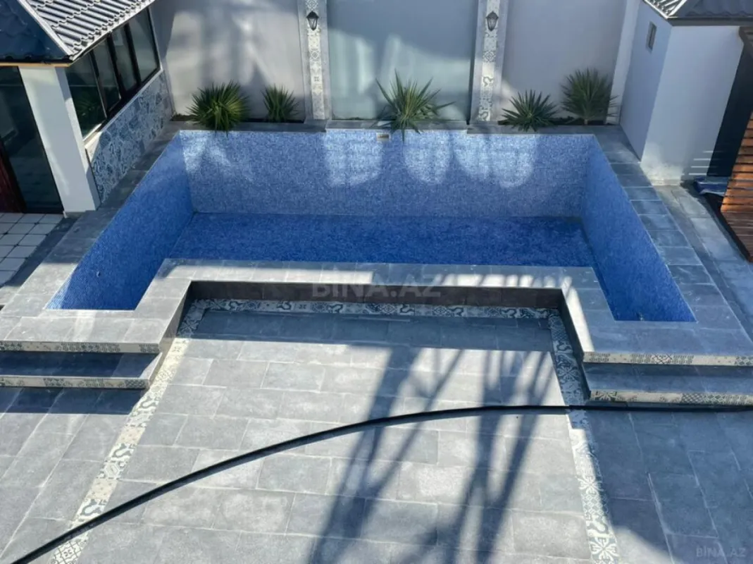 Kirayə verilir 4 otaqlı həyət evi 300 m²