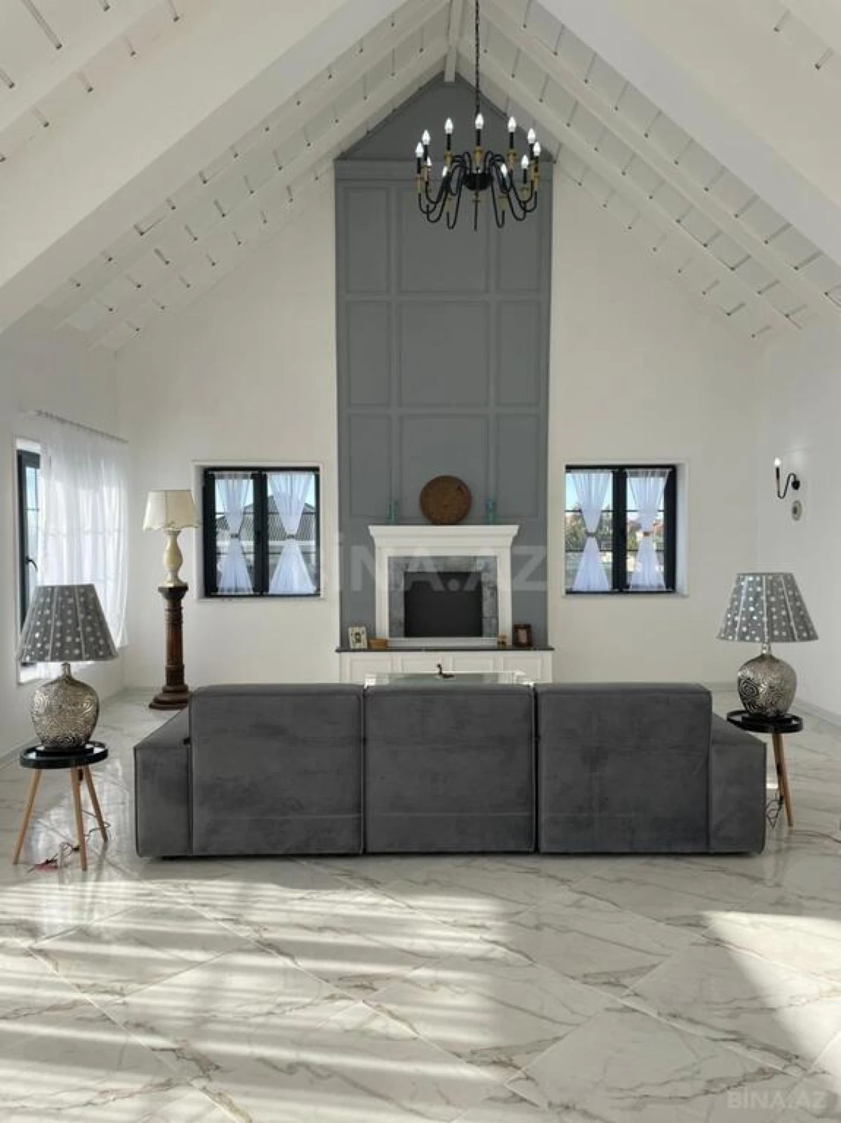 Kirayə verilir 4 otaqlı həyət evi 300 m²