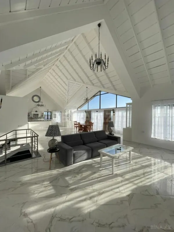 Kirayə verilir 4 otaqlı həyət evi 300 m²