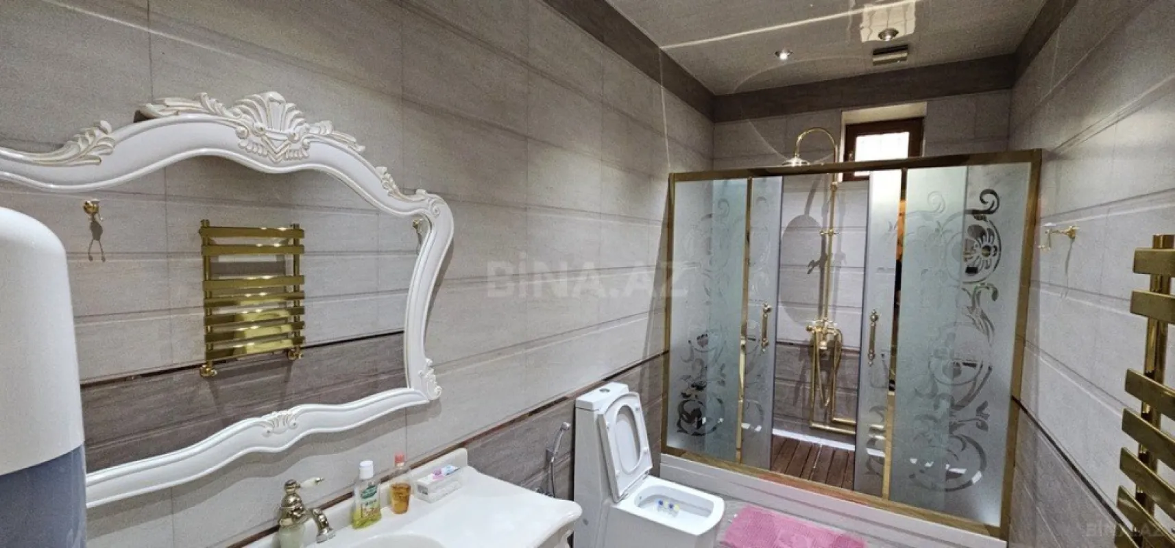 Satılır 6 otaqlı həyət evi 400 m²